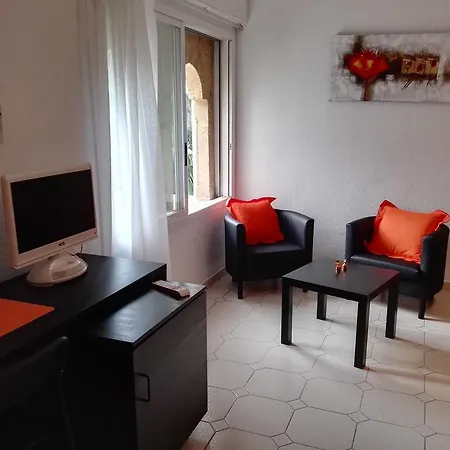 招待所 Solpark Tenis Sl 莫莱拉